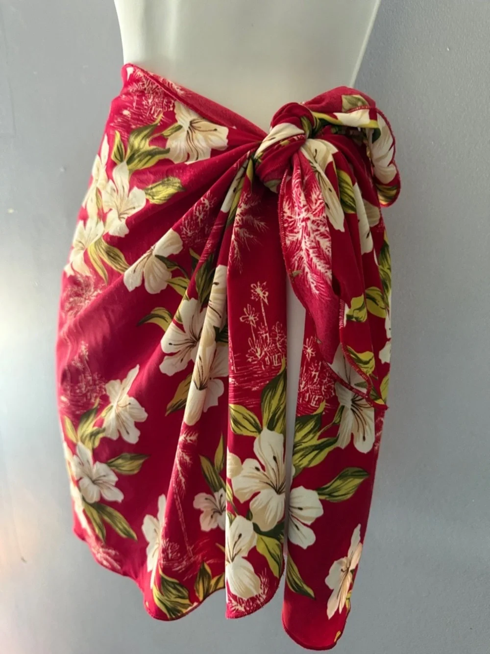 LEILANI Tropical Red Floral Tie-Waist Swim Sarong Cover-Up ONE SIZE